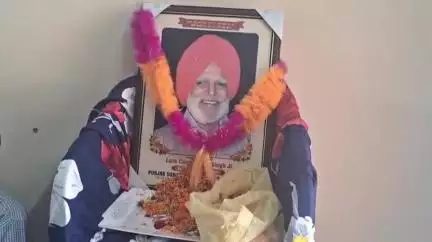 ਕੋਟਕਪੂਰਾ: ਸ਼ਹੀਦ ਭਗਤ ਸਿੰਘ ਪਾਰਕ ਵਿਖੇ ਪੰਜਾਬ ਸੁਬਾਰਡੀਨੇਟ  ਫੰਡਰੇਸ਼ਨ ਨੇ  ਸਾਥੀ ਸੱਜਣ ਸਿੰਘ ਦੇ ਜਨਮ ਦਿਹਾੜੇ ਤੇ ਮੀਟਿੰਗ ਕਰਕੇ ਕੀਤਾ ਵਿਚਾਰ ਵਟਾਂਦਰਾ