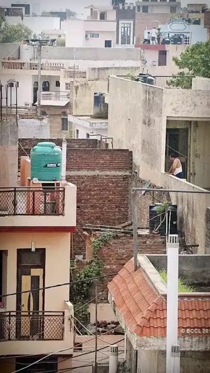 दिल्लीवालों के लिए अच्छी खबर, 50 साल पुरानी कॉलोनियों की बदलेगी सूरत!