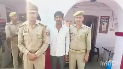 टूंडला: बीएस डिग्री कॉलेज के पास से टूंडला पुलिस ने एक आरोपी युवक को अवैध तमंचा और कारतूस के साथ किया गिरफ्तार
