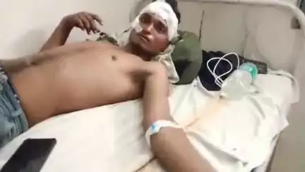 नरसिंहपुर: फतेहपुर से मुंबई जा रहा युवक ट्रेन से गिरा, घायल ज़िला अस्पताल में भर्ती