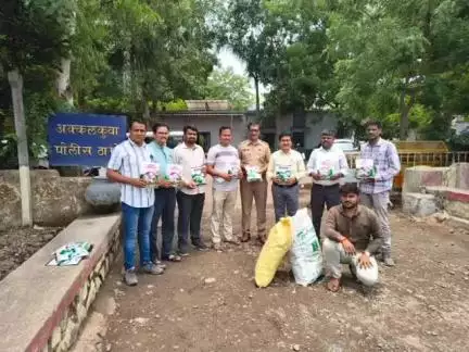 अक्कलकुवा: कृषी विभागाची मोठी कारवाई खापर गावाजवळ ६ लाखांचे बोगस बियाणे केले जप्त