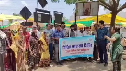 बड़वानी: बड़वानी में विश्व वृद्ध दिवस पर विशेष कार्यक्रम, वरिष्ठ नागरिकों को कानूनी अधिकारों की जानकारी दी गई