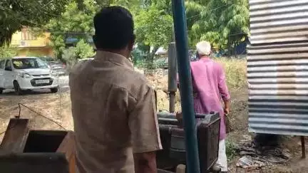 veer singh Patel village chamarsena ke dwara harijan ki bhumi par jabran kabja karte jhuye