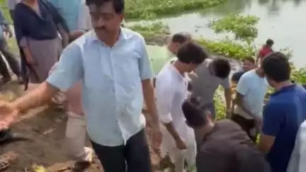 मंदसौर: पशुपतिनाथ में शिवना शुद्धिकरण कार्य में पहुंचे कांग्रेस के पूर्व मंत्री एवं केंद्रीय पर्यवेक्षक