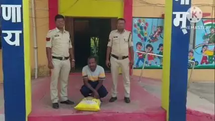 टिकरापारा बिलाईगढ़ में 15 लीटर अवैध कच्ची महुआ शराब के साथ एक आरोपी को बिलाईगढ़ पुलिस ने किया गिरफ्तार
