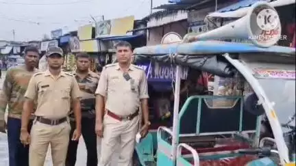 মগরাহাট ২: এলাকায় পথ দুর্ঘটনা রুখতে মগরাহাট ট্রাফিক কন্ট্রোল রুমের পক্ষ থেকে নেয়া হলো বিশেষ ব্যবস্থা#jansamasya