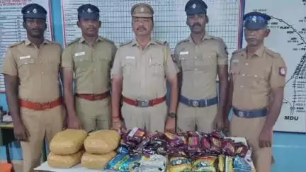 திண்டுக்கல் கிழக்கு: திண்டுக்கல் ரயில் நிலையம் வந்த புருலியா-திருநெல்வேலி எக்ஸ்பிரஸ் ரயிலில் 4.3 கிலோ கஞ்சா மற்றும் 10 கிலோ குட்கா பறிமுதல்