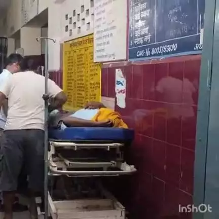 ऊंचाहार: चड़रई गांव में सांप के काटने से युवक की हालत बिगड़ी, सीएचसी में भर्ती
