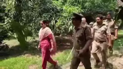 डुमरियागंज: रामभरिया गांव में तेंदुआ अभी तक नहीं पकड़ा गया, वन विभाग कांबिंग और ड्रोन की मदद से ढूंढने का प्रयास कर रहा है