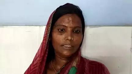समस्तीपुर: सतमलपुर गांव में जमीनी विवाद को लेकर एक महिला के साथ मारपीट