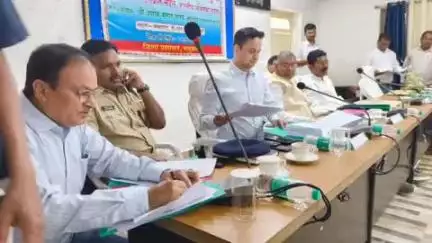 मधुबनी: डीआरडीए के सभागार में सड़क सुरक्षा समिति की बैठक आयोजित हुई