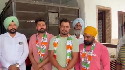 ਬੁਢਲਾਡਾ: ਬੁਢਲਾਡਾ ਚ ਅਕਾਲੀ ਦਲ ਨੂੰ ਵੱਡਾ ਝਟਕਾ, ਛੇ ਪਰਿਵਾਰ ਅਕਾਲੀ ਦਲ ਨੂੰ ਛੱਡ ਕਾਂਗਰਸ ਚ ਹੋਏ ਸ਼ਾਮਿਲ :ਰਣਵੀਰ ਕੌਰ ਮੀਆ( ਹਲਕਾ ਇੰਚਾਰਜ ਕਾਂਗਰਸ )