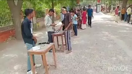 चूरू: जिले में पीटीईटी परीक्षा केन्द्रों पर प्री-टीचर एजुकेशन टेस्ट आयोजित, छात्र-छात्राओं ने दी परीक्षा