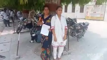 धौरहरा: कमहेना गांव के दबंगों ने पुरानी रंजिश के चलते पीड़िता की जमकर पिटाई की, पीड़िता ने पुलिस से की शिकायत