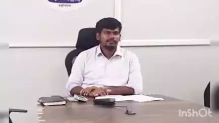 భద్రాచలం: కేంద్ర ప్రభుత్వం ప్రవేశపెట్టిన ధార్తి అభజాన్ జాతీయ గ్రామ్ ఉత్కర్ష అభియాన్ శ్యాచురేషన్ క్యాంపులు గిరిజనులుఉపయోగించుకోవాలి