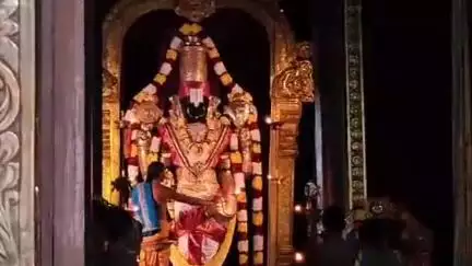 సంగారెడ్డి: సంగారెడ్డి పట్టణంలోని వైకుంటపురంలో వెంకటేశ్వర స్వామి కళ్యాణోత్సవం