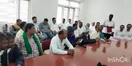 ಹಾಸನ: ನಗರದಲ್ಲಿ ಸಚಿವ ಕೆ.ಎನ್.ರಾಜಣ್ಣ ಅವರ ಅಭಿನಂದನಾ ಸಮಾರಂಭದ ಪೂರ್ವಭಾವಿ ಸಭೆ