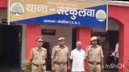 देेेवरिया: मुंडेरा चौराहा रामपुर खास के पास पुलिस और SOG ने ₹25000 के इनामी गैंगस्टर को किया गिरफ्तार