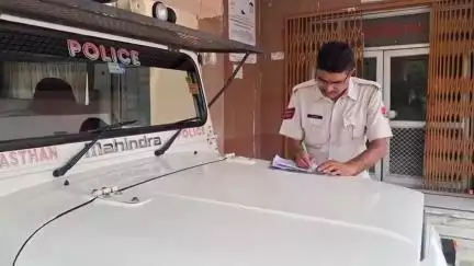 चूरू: रूपलीसर निवासी एक युवक ने खेत में जहर पीकर की खुदकुशी, पत्नी को फोन कर कहा था- मैं जीना नहीं चाहता