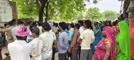 राजातालाब: मिर्जामुराद में मिला महिला का शव, हत्या की आशंका