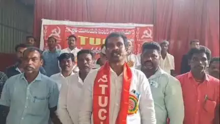 రామగుండం: కార్మిక వర్గం అంతా ప్రైవేటీకరణ విధానాలకు వ్యతిరేకంగా ఐక్యం కావాలి : TUCI రాష్ట్ర నాయకులు తోకల రమేష్