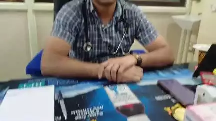 छतरपुर नगर: जिला अस्पताल में डॉक्टर ने 3 साल की मासूम बच्ची के गले से बिना ऑपरेशन सिक्का निकाला