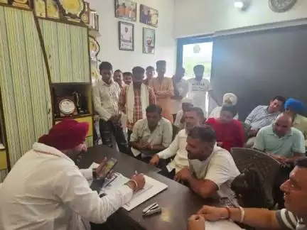 नालागढ़: नालागढ़ विधायक हरदीप सिंह बावा ने अपने गृह क्षेत्र में जन समस्याएं सुनीं