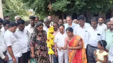 ಹಿರಿಯೂರು: ರಂಗೇನಹಳ್ಳಿ ಗ್ರಾಮದಲ್ಲಿ ಪಶು ಆಸ್ಪತ್ರೆ ಹೊಸ ಕಟ್ಟಡದ ಶಂಕುಸ್ಥಾಪನೆ ನೆರವೇರಿಸಿದ ಸಚಿವ ಡಿ. ಸುಧಾಕರ್