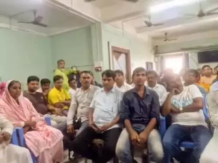 ভাঙড় ২: চালতাবেড়িয়ায় তৃণমূল নেতৃত্বদের নিয়ে বিশেষ সাংগঠনিক সভা করলেন বিধায়ক