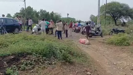 ધોરાજી: વેગડી ગામ પાસેની ભાદર નદીમાંથી અજાણ્યા વૃદ્ધ વ્યક્તિની લાશ મળી આવી, પોલીસ તપાસ શરૂ