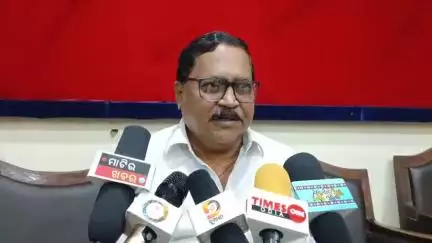 ବଲାଙ୍ଗୀର: ଦେଓଗାଁରେ ଡାକ୍ତର ଅଭାବ ନେଇ ସାମ୍ବାଦିକ ଭବନରେ ବିଜେଡି ନେତାଙ୍କ ପ୍ରେସମିଟ