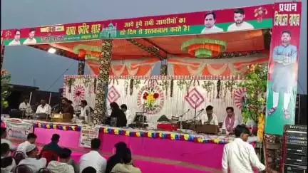 कन्नौज: कन्नौज के कुसुमखोर में तीन दिवसीय उर्स के दूसरे दिन परवीन रंगीली और चांद अफजल कादरी के बीच हुआ कव्वाली मुकाबला