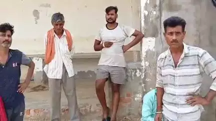 महोली: तिलकपुर गांव में संदिग्ध अवस्था में युवक की मौत, परिवार ने हत्या का लगाया आरोप, पुलिस ने कराया पोस्टमार्टम