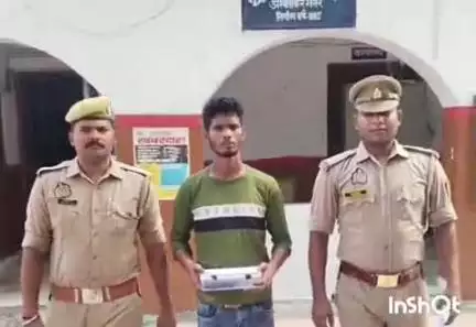 टांडा: बसखारी में अवैध हथियार के साथ युवक गिरफ्तार, मौके से बरामद हुआ 315 बोर का तमंचा और दो जिंदा कारतूस, भेजा गया जेल