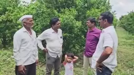 नगर: नगर तालुक्यातील शेतकऱ्यांची पिक विमा मुदत वाढवून देण्याची सरकारकडे मागणी