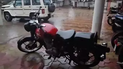 चांपा: चांपा पुलिस ने भोजपुर से देशी शराब की अवैध बिक्री के लिए परिवहन करने वाले 2 आरोपियों को किया गिरफ्तार
