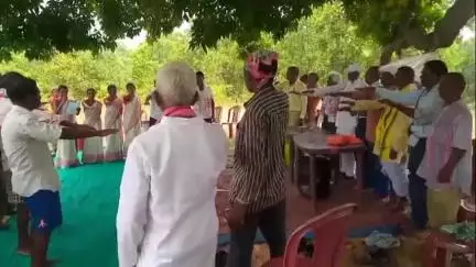जलडेगा: बाजार टांड़ मोड़ लोमबोई तिलाईजारा के पास बुजुर्ग जागृति समिति का वनभोज सह मिलन समारोह, एकजुट होने का आह्वान