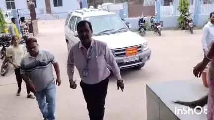 सासाराम: रोहतास में डॉक्टर मणिराज रंजन ने ट्रामा सेंटर का किया औचक निरीक्षण