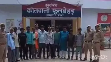लखीमपुर: फूलबेहड़ कोतवाली पुलिस ने अलग-अलग मामलों में वारंटी चल रहे 11 अभियुक्तों को विभिन्न स्थानों से किया गिरफ्तार