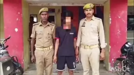 कासगंज: नाबालिक किशोरी को अगवा कर दुष्कर्म के मामले में वांछित आरोपी को सदर कोतवाली पुलिस ने सोरों गेट तिराहा से किया गिरफ्तार