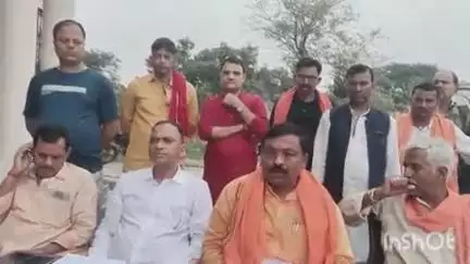 गढ़वा: भाजपा जिला कार्यालय में मोदी सरकार के 11 वर्ष पूरे होने पर सेवा, सुशासन, गरीब कल्याण को लेकर प्रदर्शनी