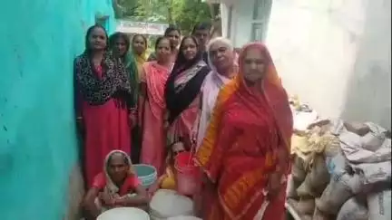 अमरपुर: नल है, जल नहीं! अमरपुर के वार्ड 8 में प्यासा सिस्टम, सैकड़ों महिलाएं बोलीं—कब तक झूठे वादे पीएंगे?" #jansamasya