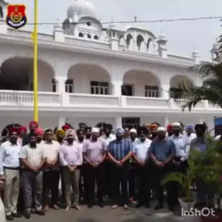 ਕਪੂਰਥਲਾ: ਸੰਗਰਾਂਦ ਦੇ ਪਵਿੱਤਰ ਦਹਾੜੇ ਮੌਕੇ ਕਪੂਰਥਲਾ ਪੁਲਿਸ ਵੱਲੋਂ ਪੁਲਿਸ ਲਾਈਨ ਵਿੱਚ ਸ਼੍ਰੀ ਸੁਖਮਨੀ ਸਾਹਿਬ ਦੇ ਪਾਠ ਕਰਵਾਇਆ