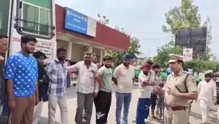 पंचकूला: ऑटो व निजी बस चालकों को ट्रैफिक पुलिस का अल्टीमेटम, सड़क किनारे अवैध पार्किंग बर्दाश्त नहीं, कार्रवाई के लिए रहें तैयार