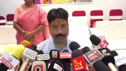 ବାରିପଦା ମ୍ୟୁନିସିପାଲଟି: ହୋଲି ପ୍ୟାଲେସ ଠାରେ ବିଜେପି ମୟୁରଭଞ୍ଜ(ପୂର୍ବ) ସାଙ୍ଗଠନିକ ଜିଲ୍ଲା ପକ୍ଷରୁ ସାମ୍ବାଦିକ ସମ୍ମିଳନୀ, ମନ୍ତ୍ରୀ ଦେଲେ ପ୍ରତିକ୍ରିୟା