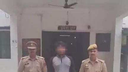 गभाना: दुष्कर्म के मामले में फरार आरोपी को थाना चंडौस पुलिस ने दौरऊ मोड़ से किया गिरफ्तार, भेजा गया जेल