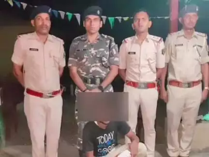 ठाकुरगंज: ठाकुरगंज के पौआखाली के नूरी चौक में 3.16 ग्राम मादक पदार्थ के साथ आरोपी गिरफ्तार, भेजा गया जेल