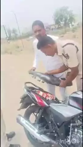 डुमरांव: प्रतापसागर के पास उत्पाद पुलिस ने बाइक से शराब ले जा रहे अभियुक्त को गिरफ्तार कर जेल भेजा