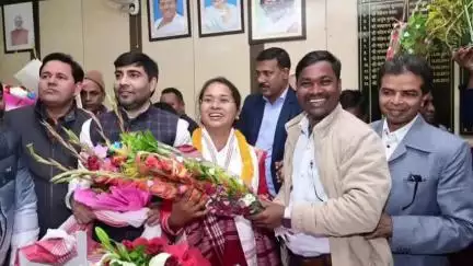 मांडर: कृषि पशुपालन मंत्री ने होसे उरांव को मांडर प्रखंड का प्रतिनिधि नियुक्त किया