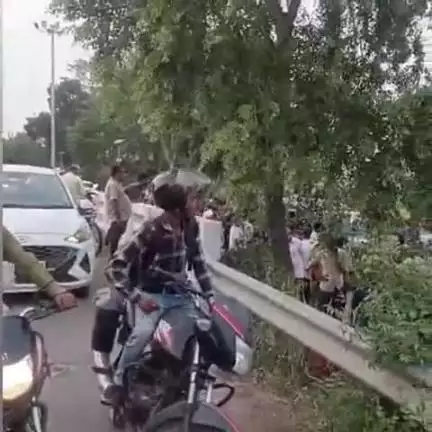 बांसी: इटवा थाना अंतर्गत करहिया पुल के नीचे कपड़े में लिपटा मिला नवजात का शव, पुलिस ने किया पोस्टमार्टम के लिए भेजा